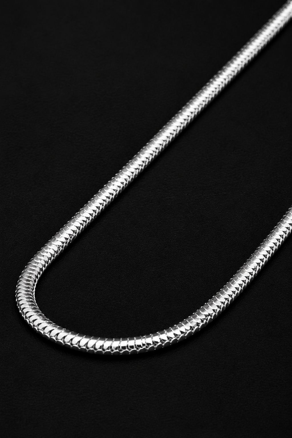 Titan Snake Chain