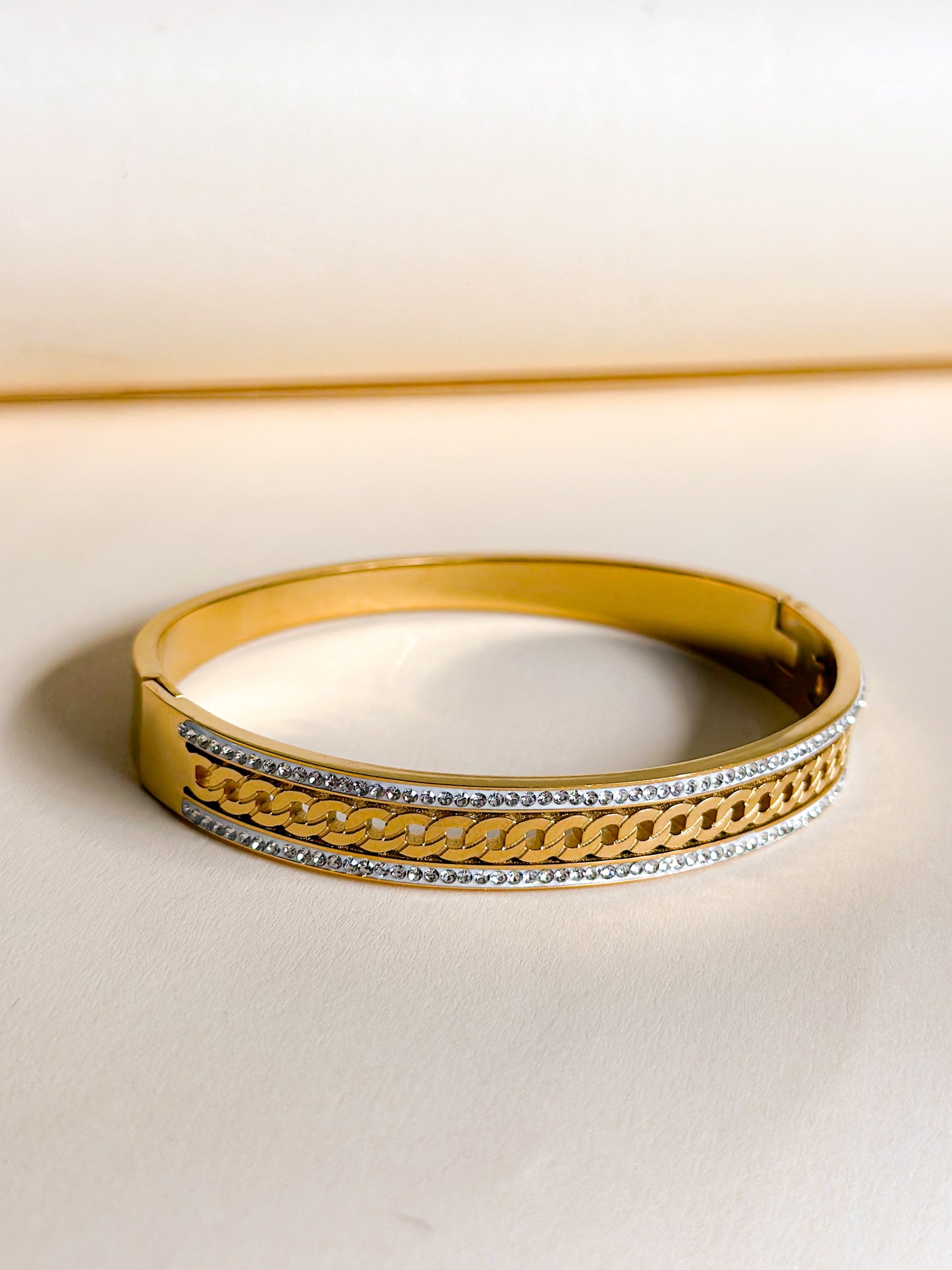 Chain Detail Crystal Bangle
