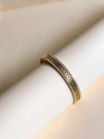 Chain Detail Crystal Bangle
