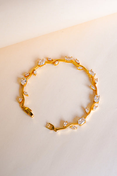 Tupli White Bracelet