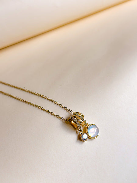 Moon Aura Pendant Necklace