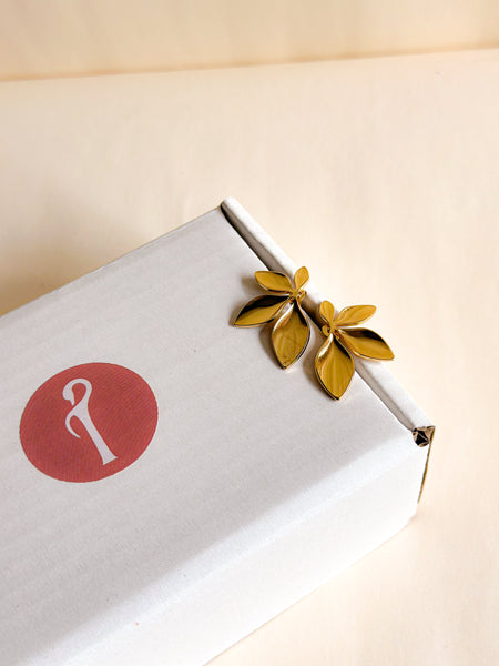 Golden Petale Earrings