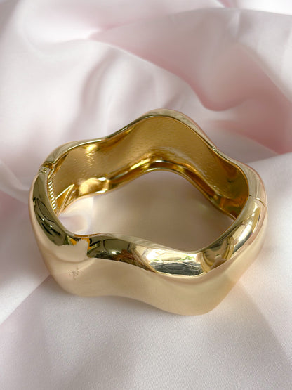 Golden Wave Bracelet