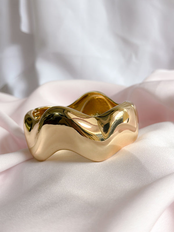 Golden Wave Bracelet