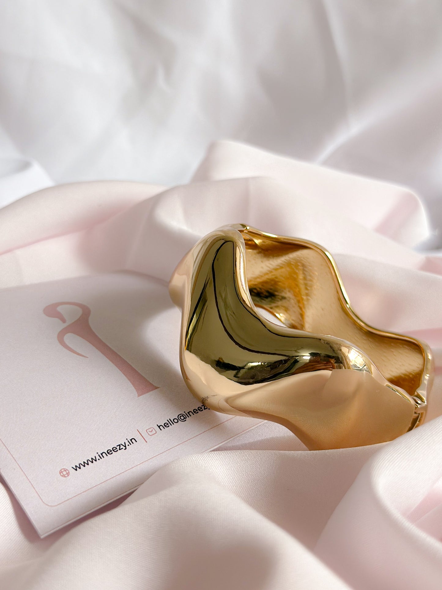 Golden Wave Bracelet