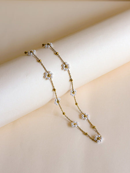 Daisy Pearl Chain