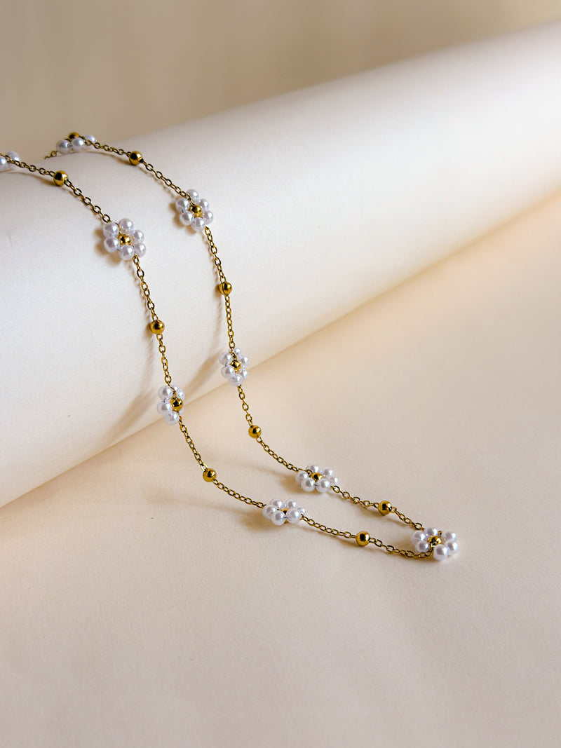 Daisy Pearl Chain