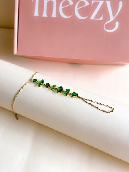 Emerald Royale Hand Chain
